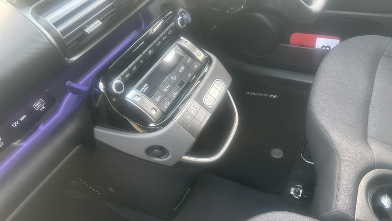 Hyundai INSTER 85kW 02 49kWh 5dr Auto Electric Hatchback